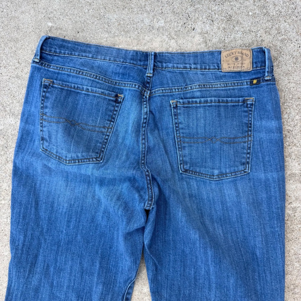 Lucky Brand Sweet N Low Bootcut Jeans Womens 16/33 Medium Wash Blue Low Rise - Picture 6 of 11